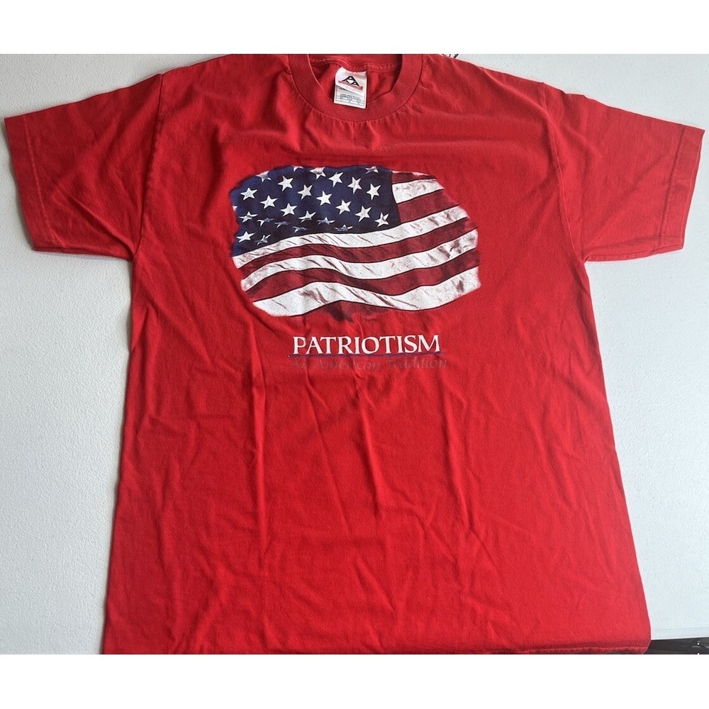 Vtg Red Shirt Patriotism An American‎ Tradition Tshirt Size Large